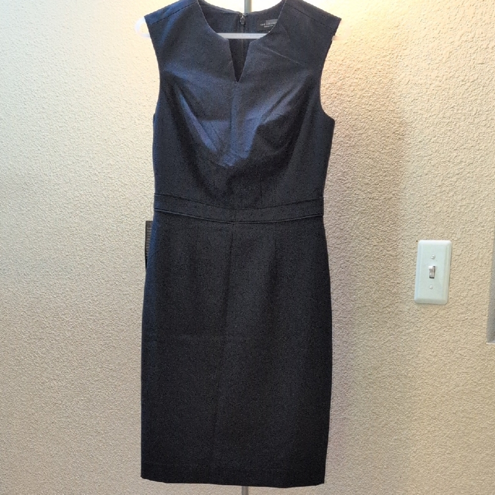 The Limited Black Sleeveless V-Neck Sheath Dress